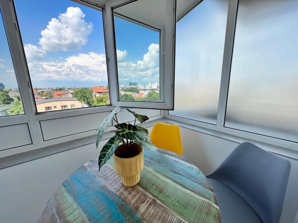 Spectacular View Over The City - Dorobanti Studio Apartment Bucharest Exterior photo